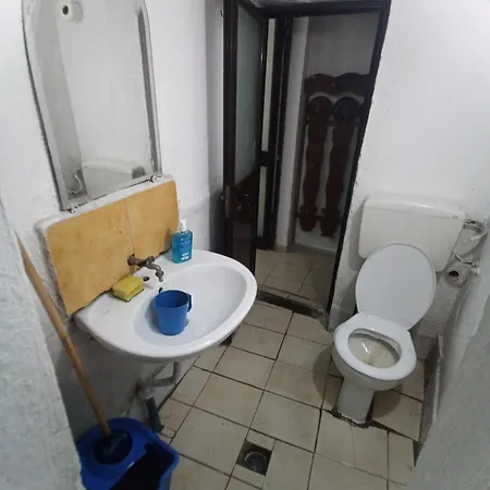 شقة Yucca Private Flat 17 *